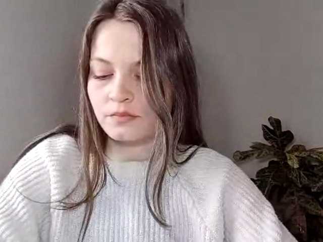 Maisie Fresta (MaisieFresta)