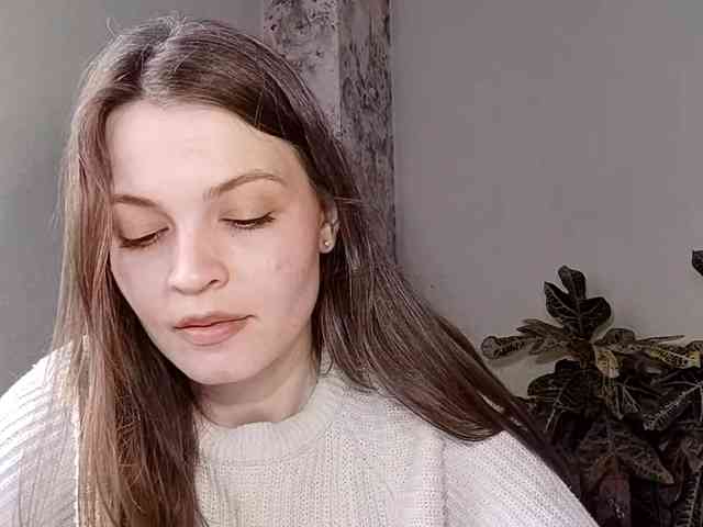 MaisieFresta webcam