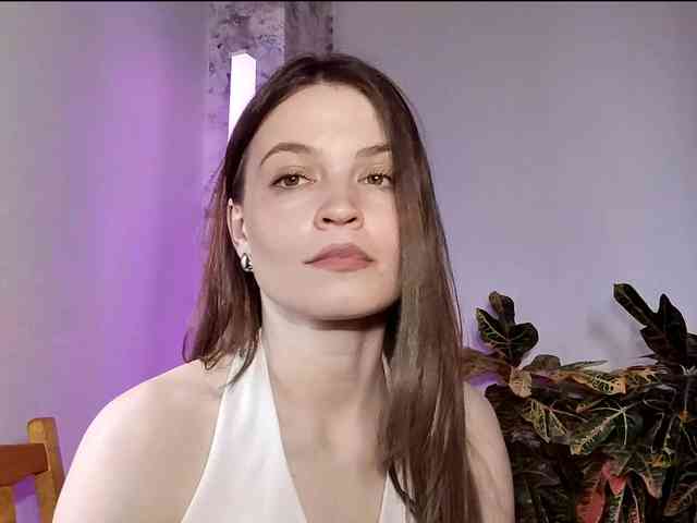 MaisieFresta webcam