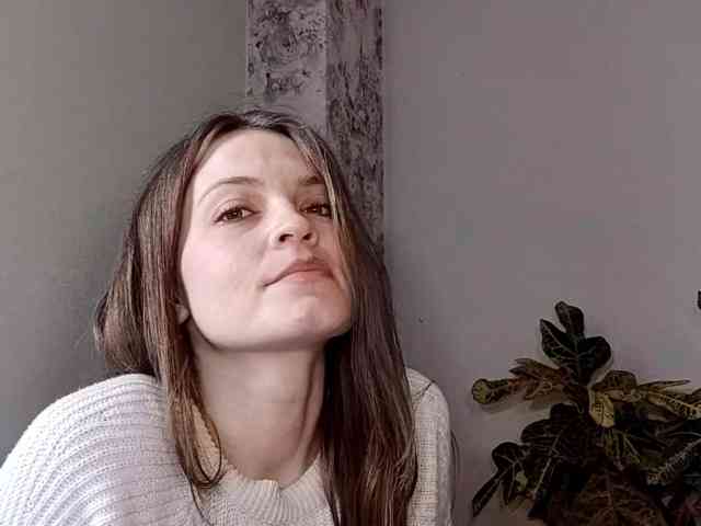 MaisieFresta webcam