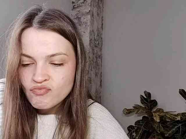 MaisieFresta webcam