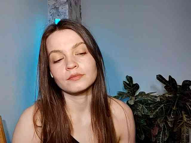MaisieFresta webcam