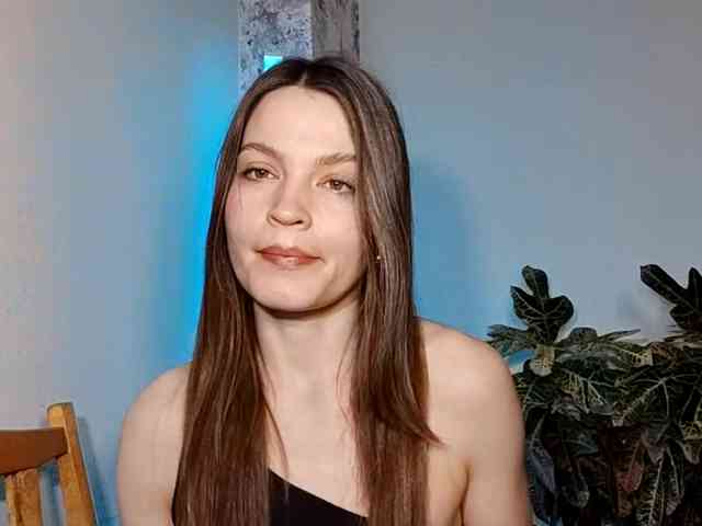 MaisieFresta webcam