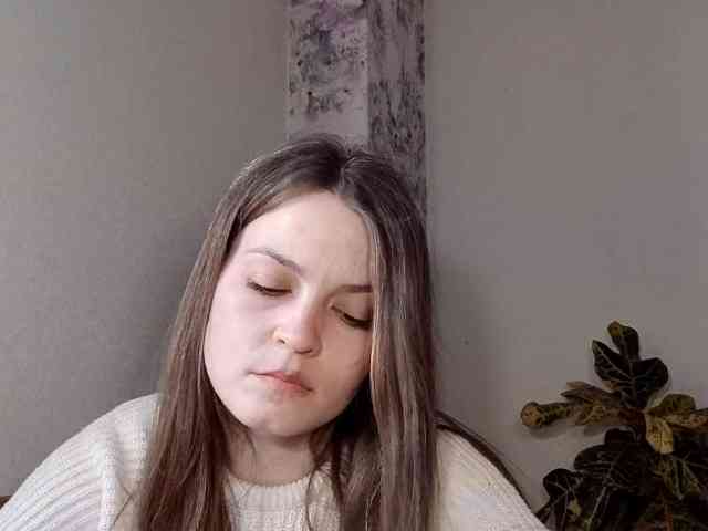 MaisieFresta webcam