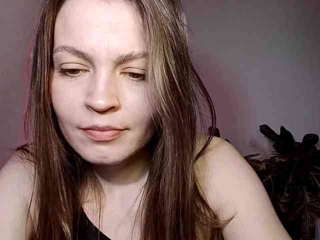 MaisieFresta webcam