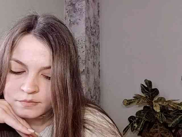 MaisieFresta webcam