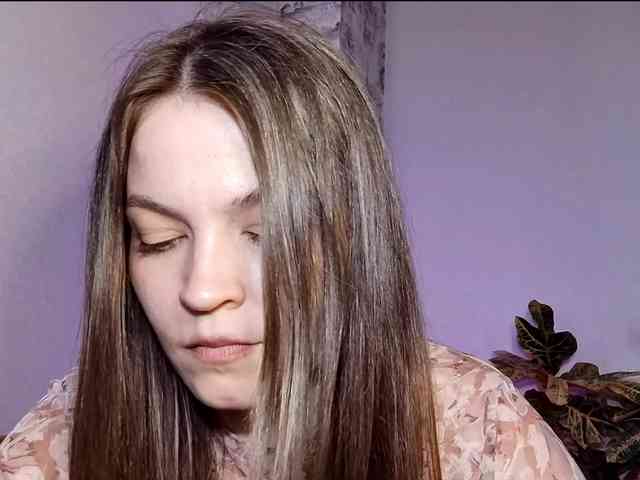 MaisieFresta webcam
