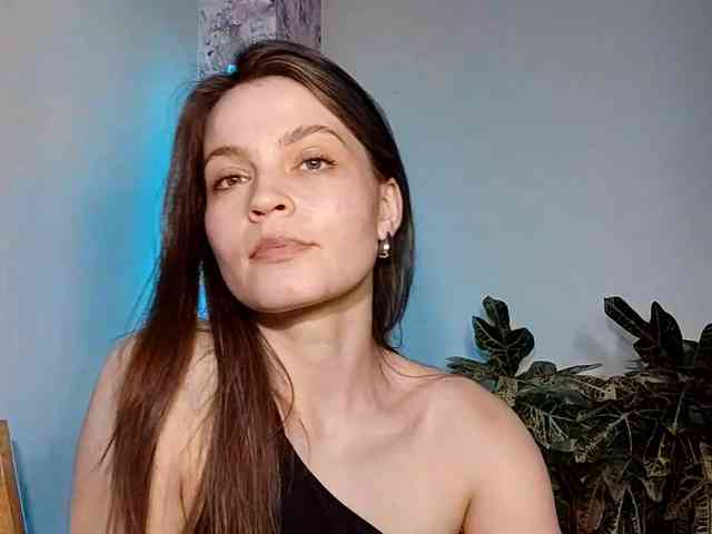 MaisieFresta webcam