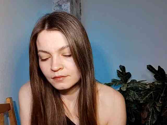 MaisieFresta webcam
