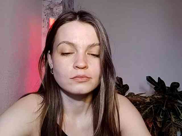 MaisieFresta webcam