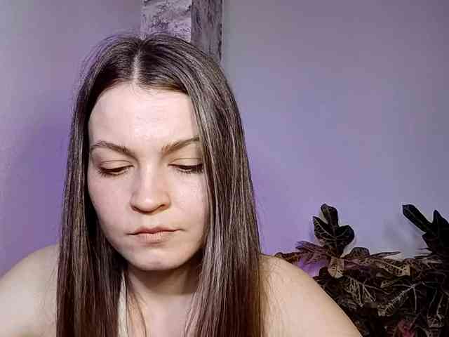 MaisieFresta webcam