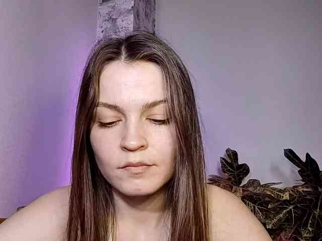MaisieFresta webcam