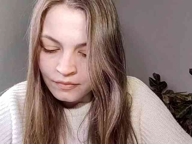 MaisieFresta webcam