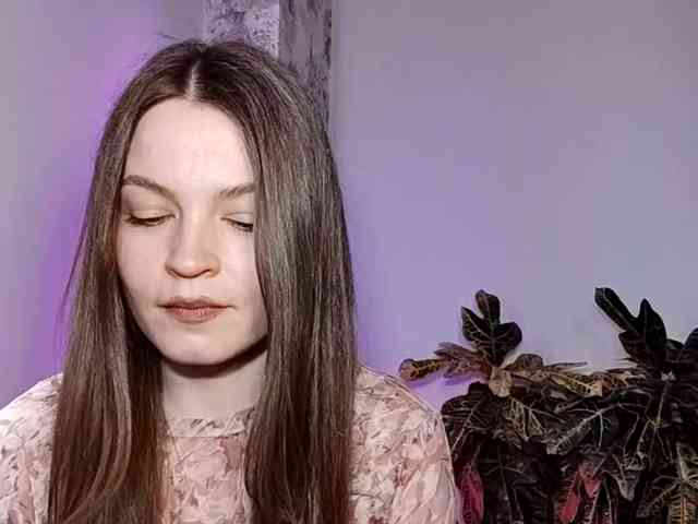 MaisieFresta webcam