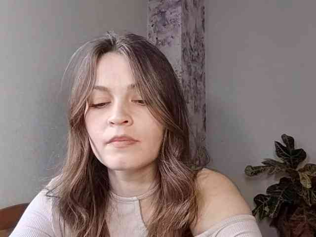 MaisieFresta webcam