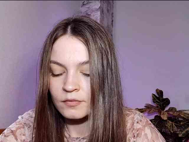 MaisieFresta webcam