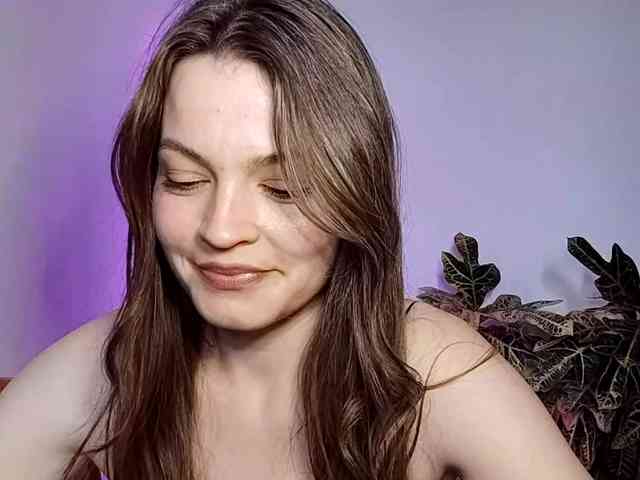 MaisieFresta webcam