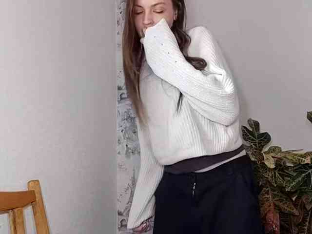 MaisieFresta webcam
