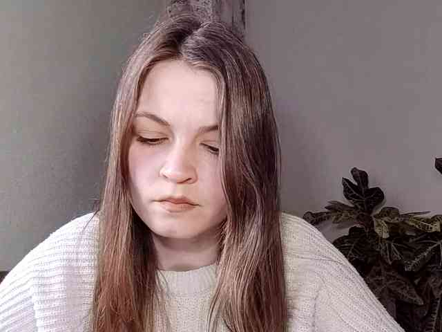 MaisieFresta webcam