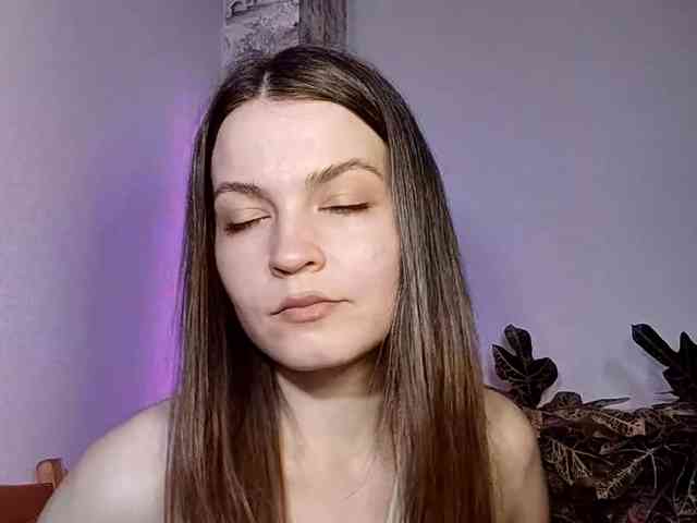 MaisieFresta webcam
