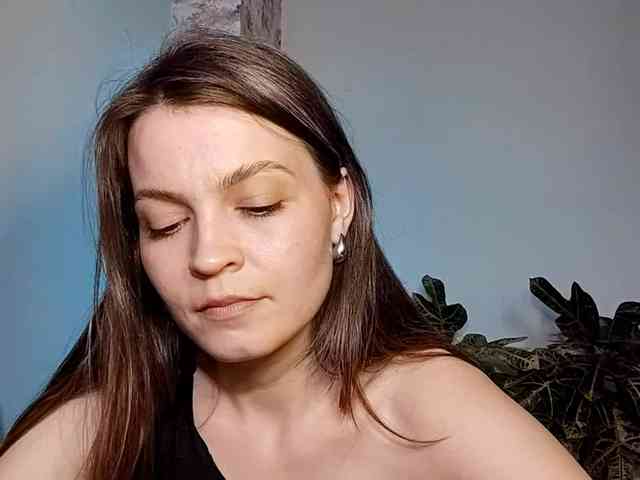 MaisieFresta webcam