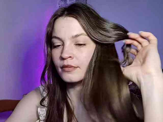 MaisieFresta webcam