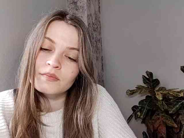 MaisieFresta webcam