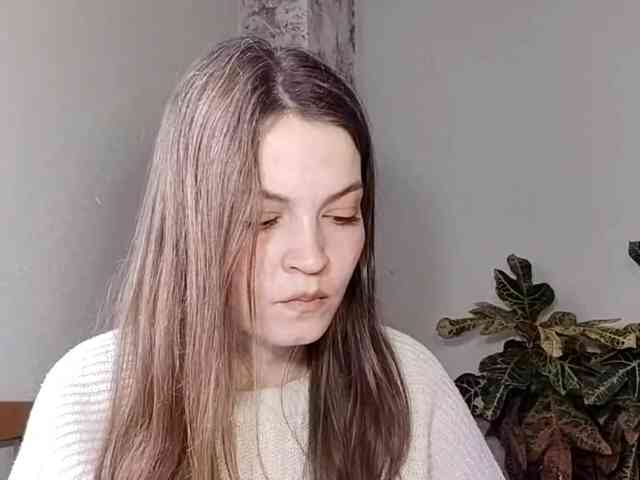 MaisieFresta webcam