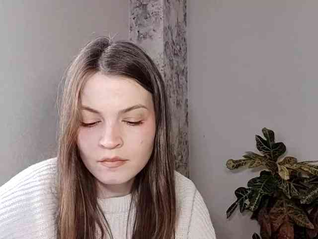 MaisieFresta webcam