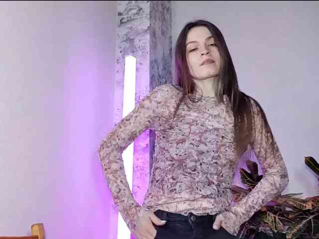 MaisieFresta webcam