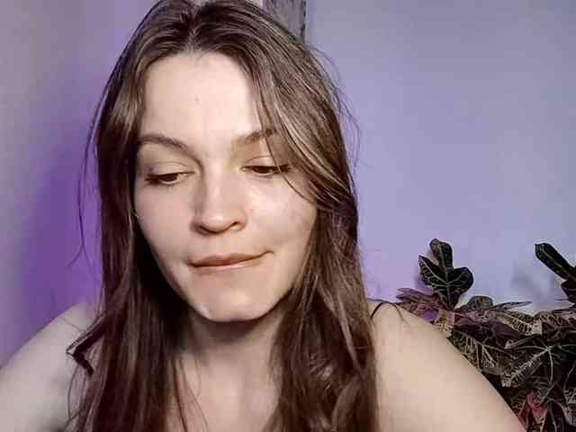 MaisieFresta webcam