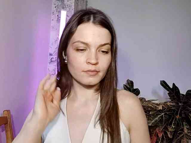 MaisieFresta webcam