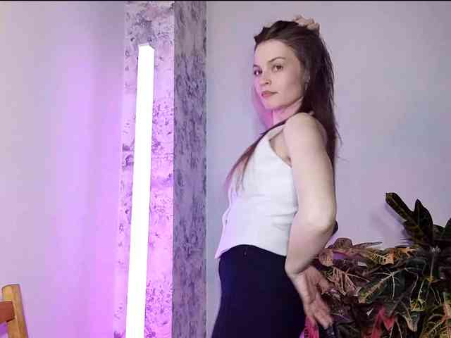 MaisieFresta webcam