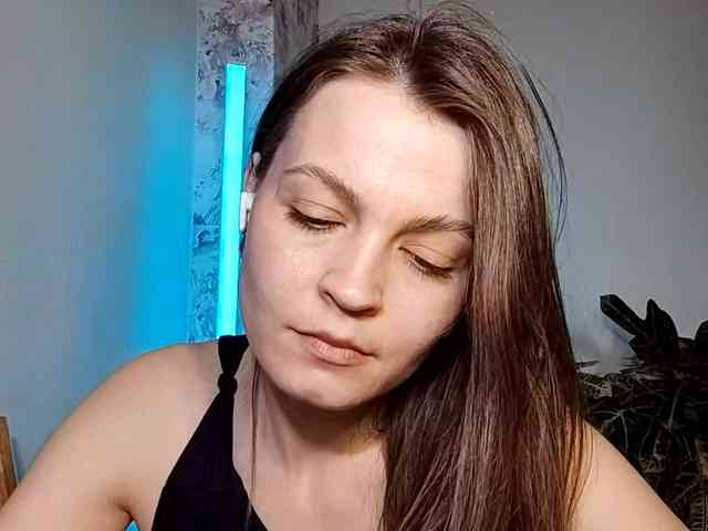 MaisieFresta webcam