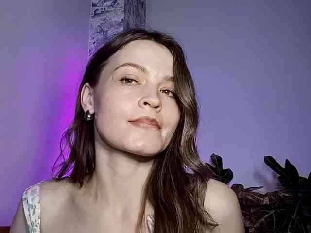 MaisieFresta webcam