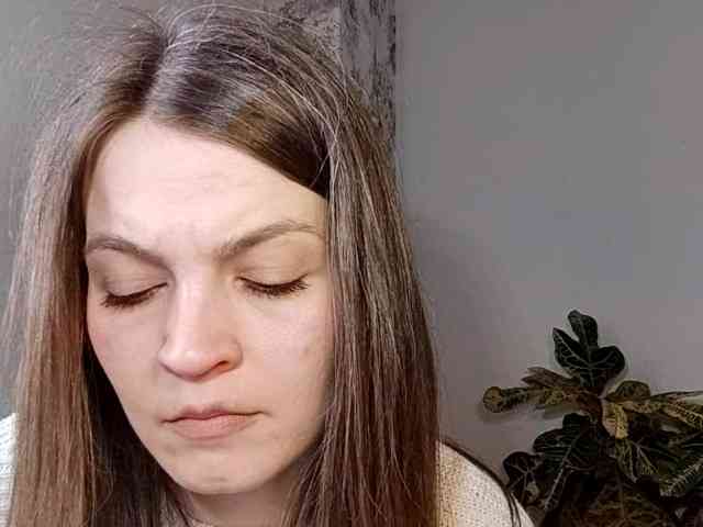MaisieFresta webcam
