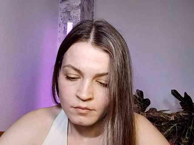 MaisieFresta webcam
