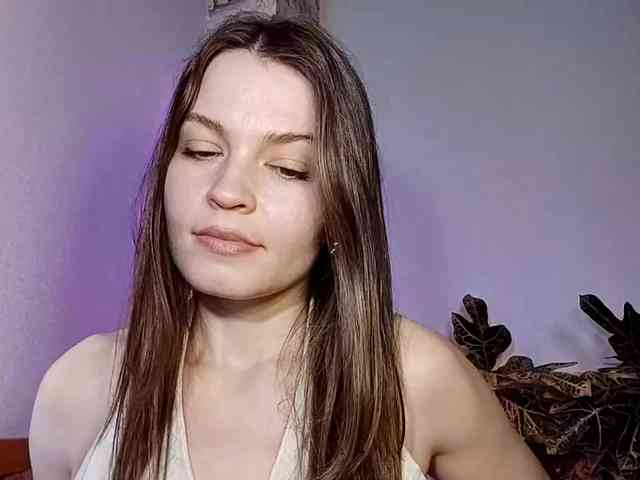 MaisieFresta webcam