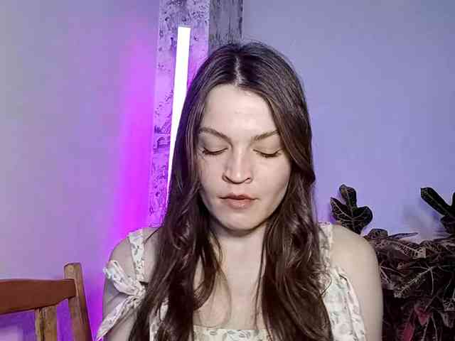 MaisieFresta webcam