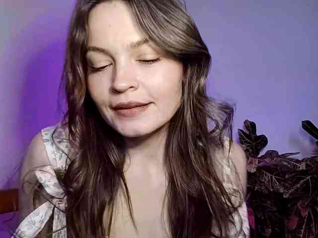 MaisieFresta webcam