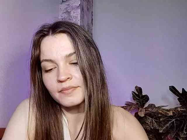 MaisieFresta webcam