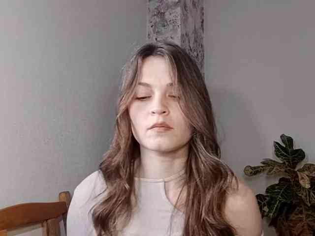 MaisieFresta webcam