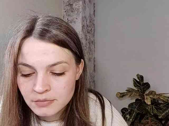 MaisieFresta webcam