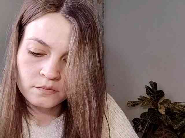 MaisieFresta webcam
