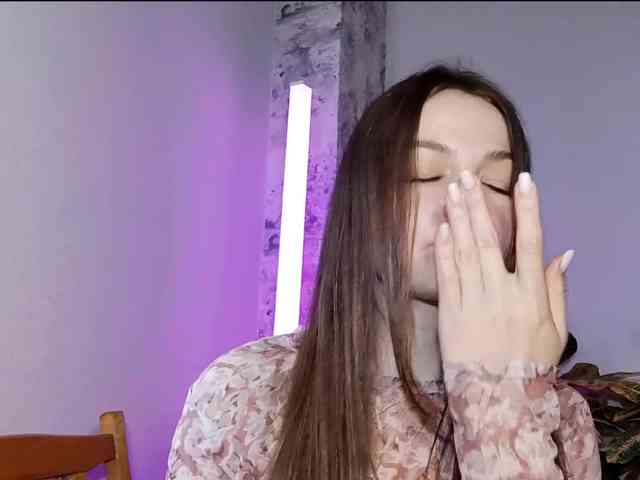 MaisieFresta webcam