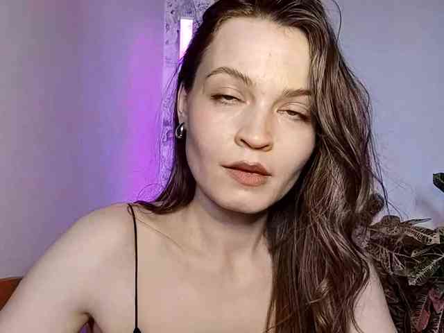 MaisieFresta webcam