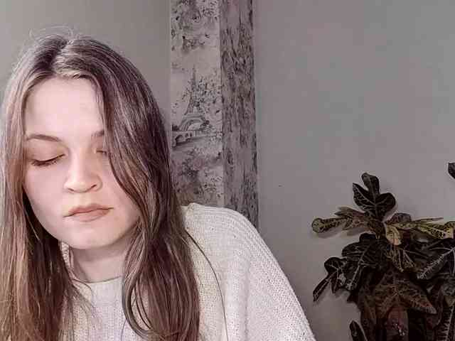 MaisieFresta webcam