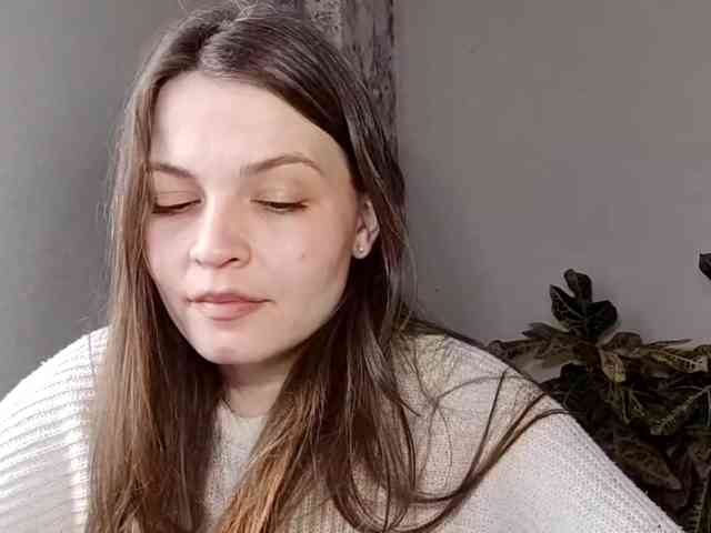 MaisieFresta webcam
