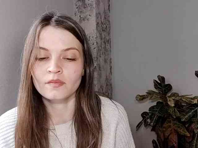 MaisieFresta webcam