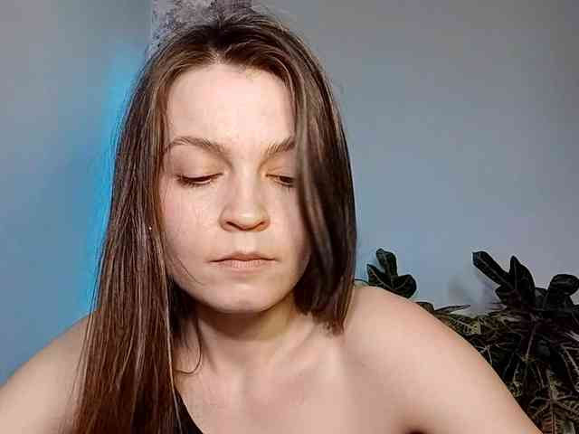 MaisieFresta webcam